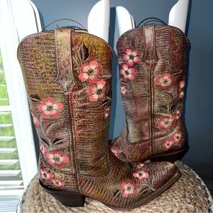 Durango Floral Embroidered Multicolor Leather Heeled Boots